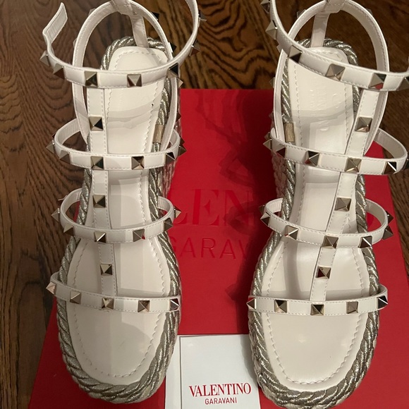 Valentino Garavani Rockstud Caged 95 Rope and Leather Wedge Sandal